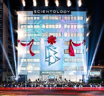 Erste Ideale Scientology Kirche in Tokio eröffnet